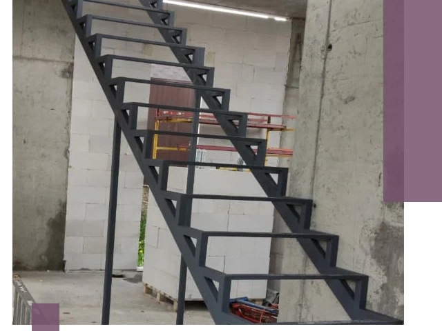 Демонтаж металлических лестниц в Донецке быстро и безопасно