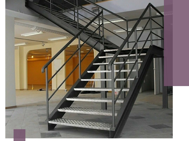 Лестницы для офиса в Донецке: изготовление, монтаж, демонтаж