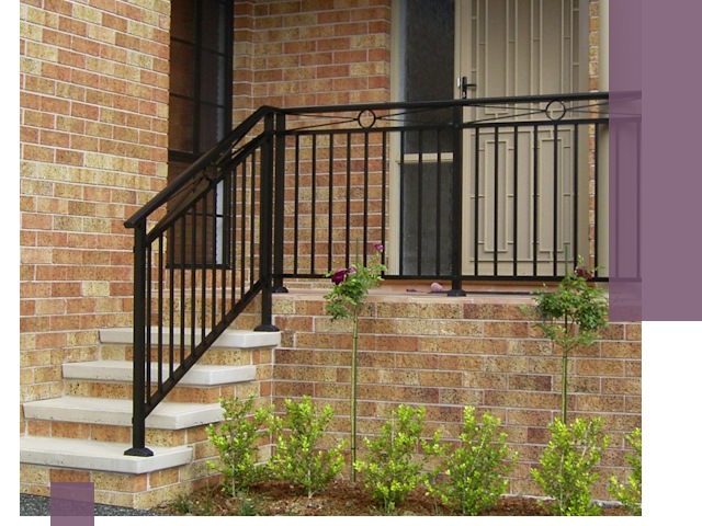 Уличные перила из металла под ключ в Донецке