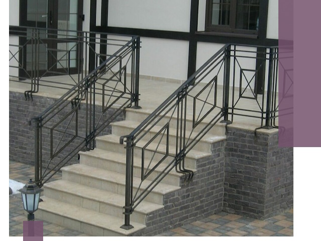 Перила для крыльца в Донецке — монтаж, изготовление и установка