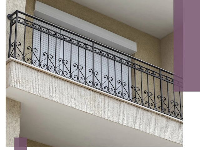 Балконные ограждения из металла и стекла в Донецке для домов