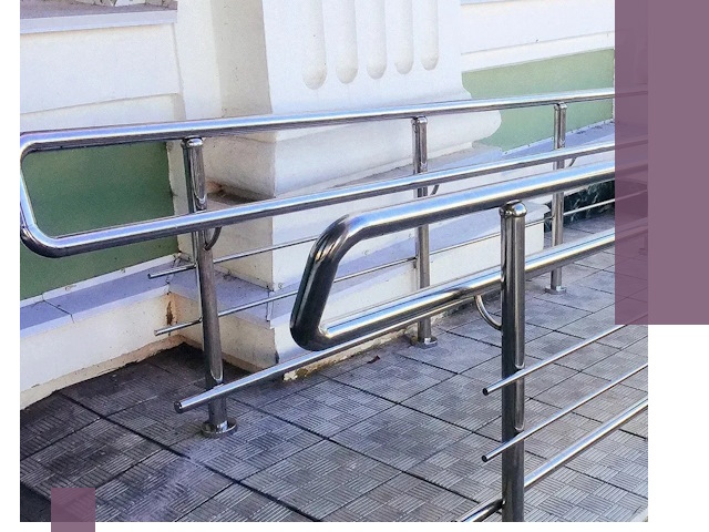 Ограждения пандусов из металла и нержавейки в Донецке