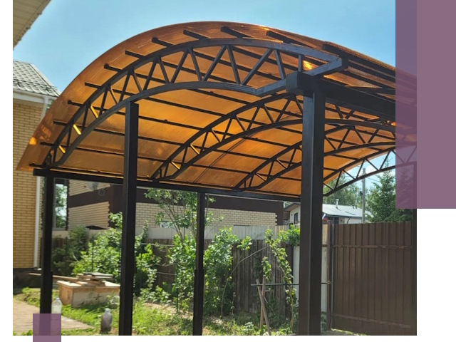 Изготовление навесов под ключ в Донецке из качественных материалов